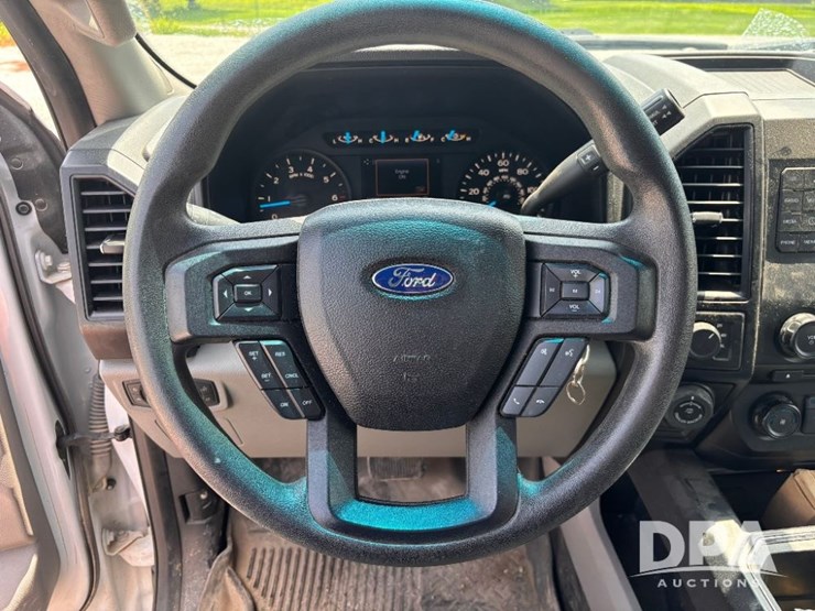 2016-ford-f150-xl-image-63