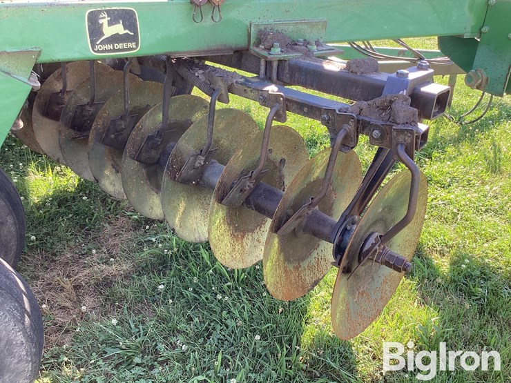 john-deere-235-image-20