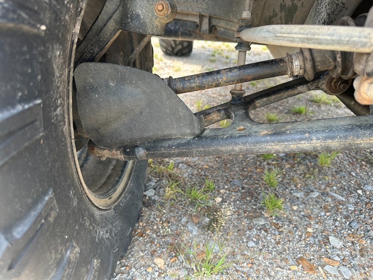 john-deere-gator-image-15