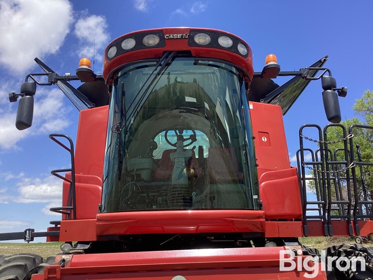 2012-case-ih-7120-image-10
