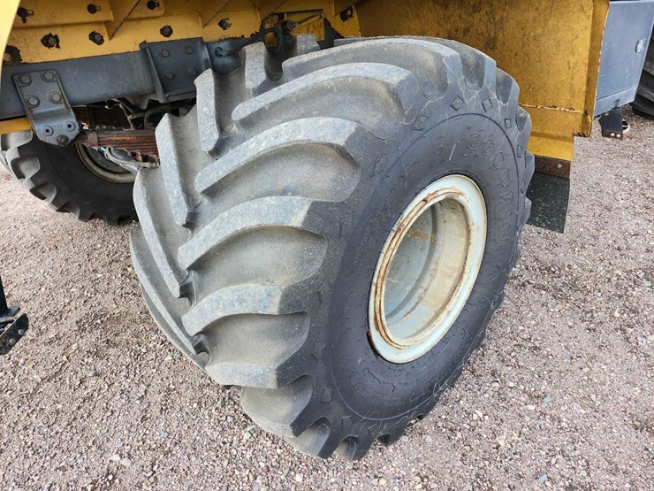 terra-gator-8400-applicator-image-26