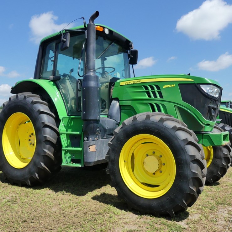 2018 JOHN DEERE 6120M