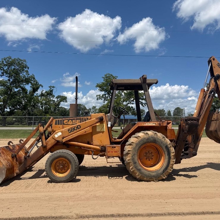 1981 CASE 580D