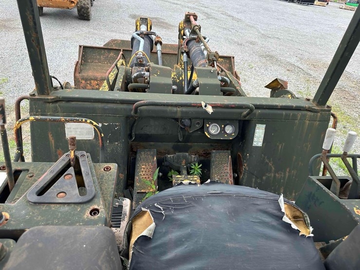 caterpillar-973-image-12