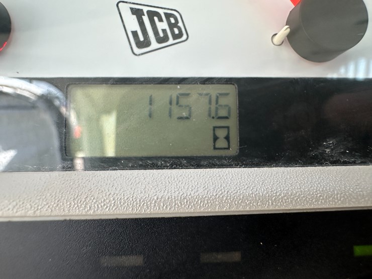 jcb-320t-image-57