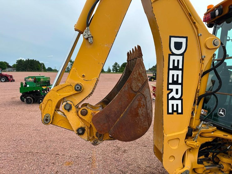 2006-deere-310sg-image-25