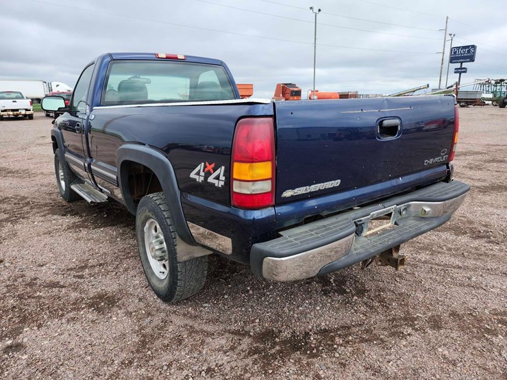 2002-chevrolet-silverado-1500-image-4
