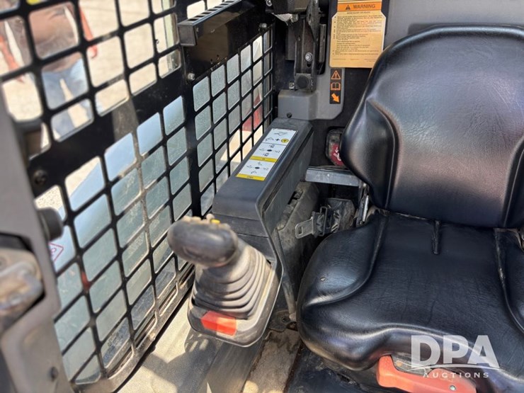 2021-bobcat-t62-image-45
