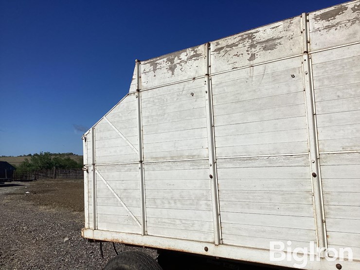 westendorf-m-10-silage-wagon-image-20