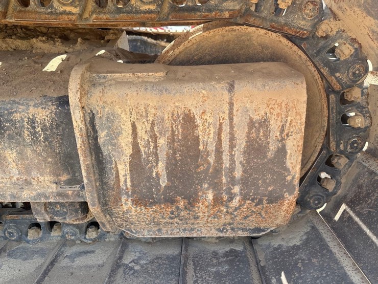 2019-caterpillar-326fl-image-14