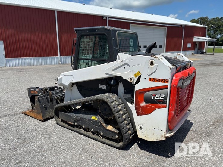 2021-bobcat-t62-image-11