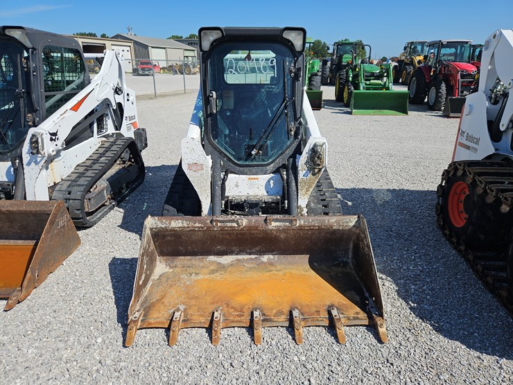2015-bobcat-t590-image-2