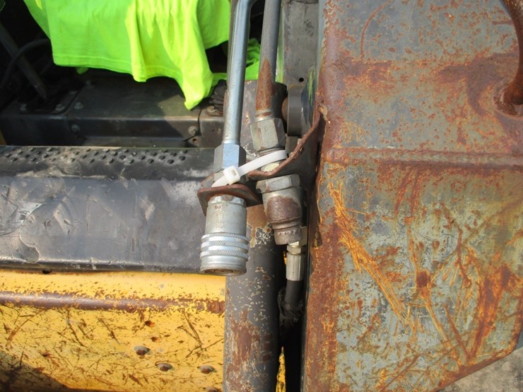 2005-new-holland-ls160-image-13