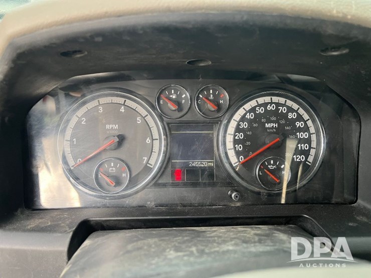 2012-dodge-ram-1500-image-53