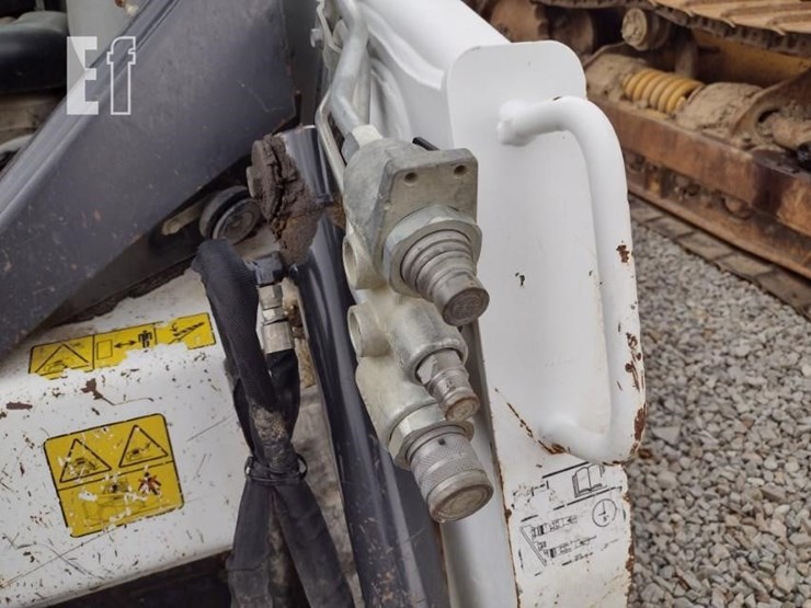 2021-bobcat-t450-image-17