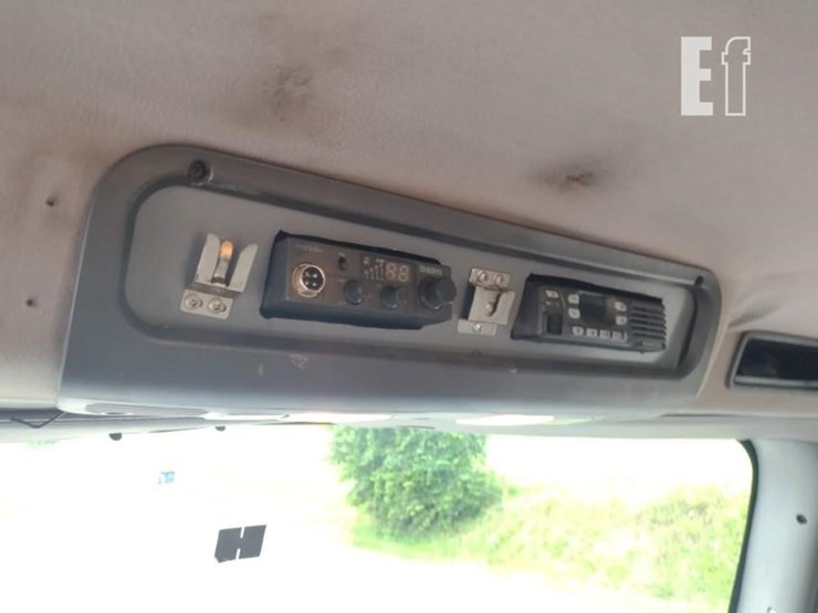 2015-freightliner-business-class-m2-106-image-14