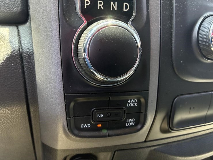 2016-dodge-ram-1500-image-14