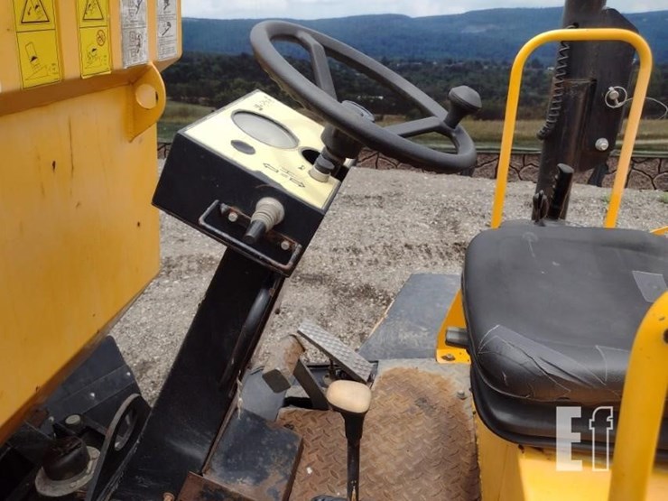 2017-jcb-6tst-image-10