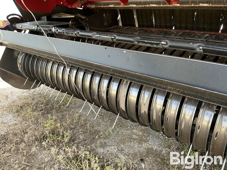 2013-case-ih-rb564-image-17