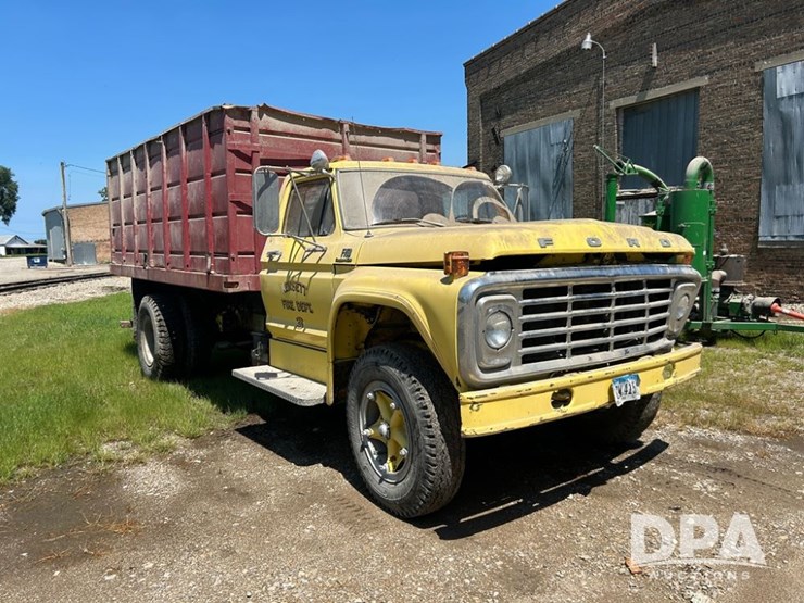 1977-ford-f750-image-33