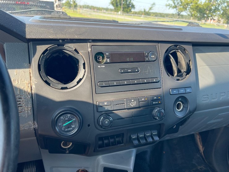2015-ford-f750-xl-image-30