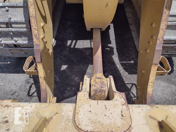 2005-caterpillar-963c-image-18