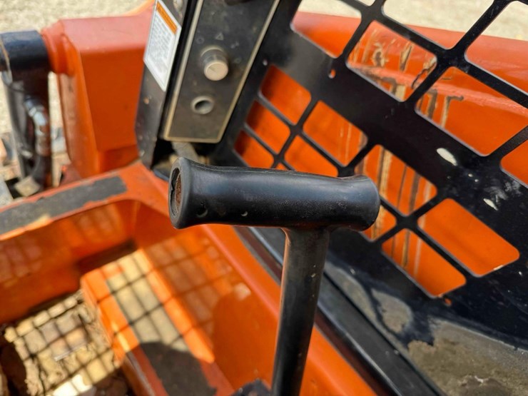 2019-gehl-rt105-image-52