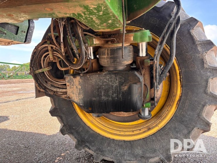 2017-john-deere-r4045-image-51