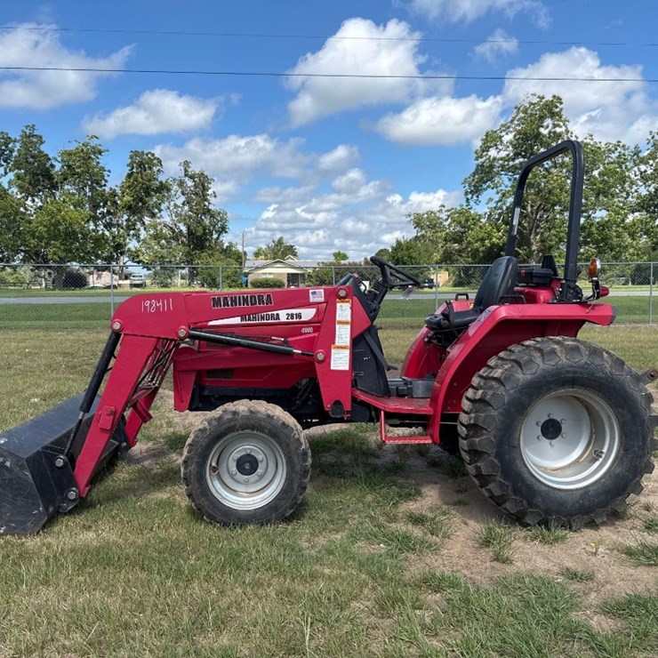 MAHINDRA 2816