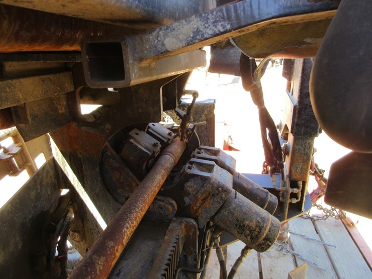 2013-ditch-witch-jt2020-image-19