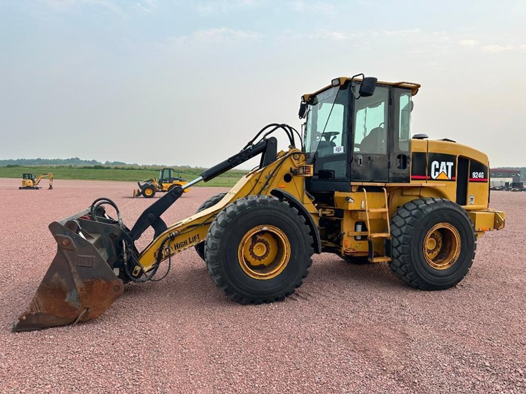 2006-caterpillar-924g-image-1