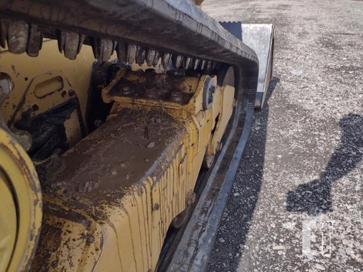 2022-caterpillar-259d3-image-30