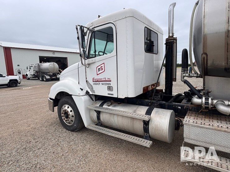 2006-freightliner-columbia-truck-(gp11008,-unit-414)-image-23