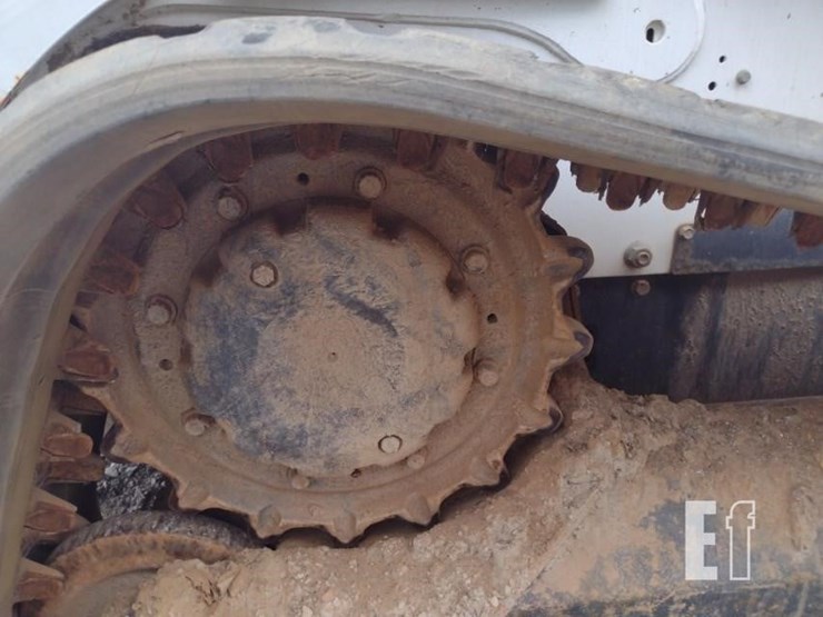 2022-bobcat-t770-image-30