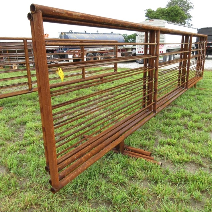 (4) Texas Built 25' Stand Alone Panels