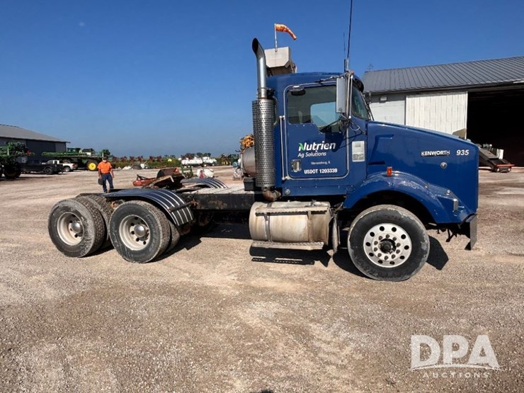 2000-kenworth-t800-image-3