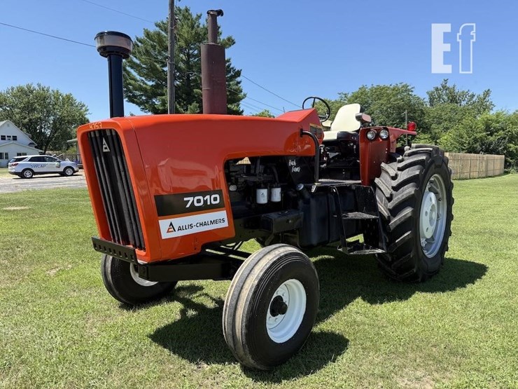 allis-chalmers-7010-image-1