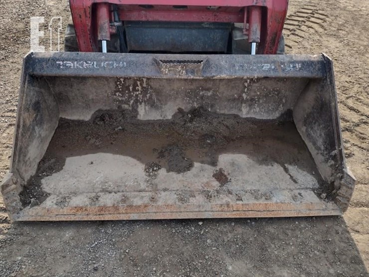2020-takeuchi-tl8-image-16