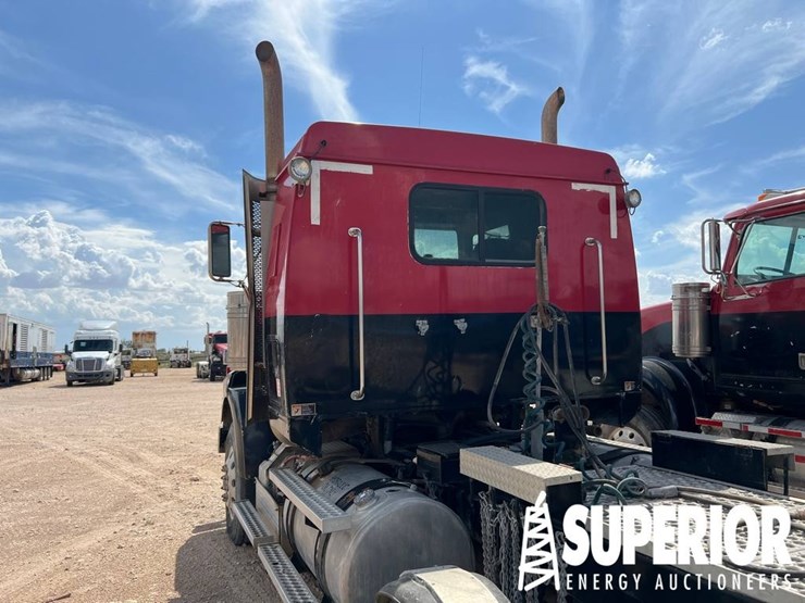 2011-western-star-4900-image-2
