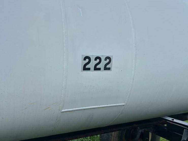 2010-nh3-nurse-tank-(dr11819-unit-222)-image-3