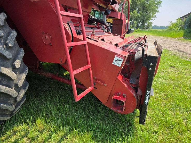 2002-case-ih-2388-image-66