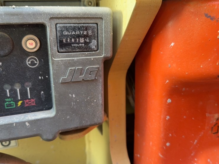 jlg-1930es-image-10