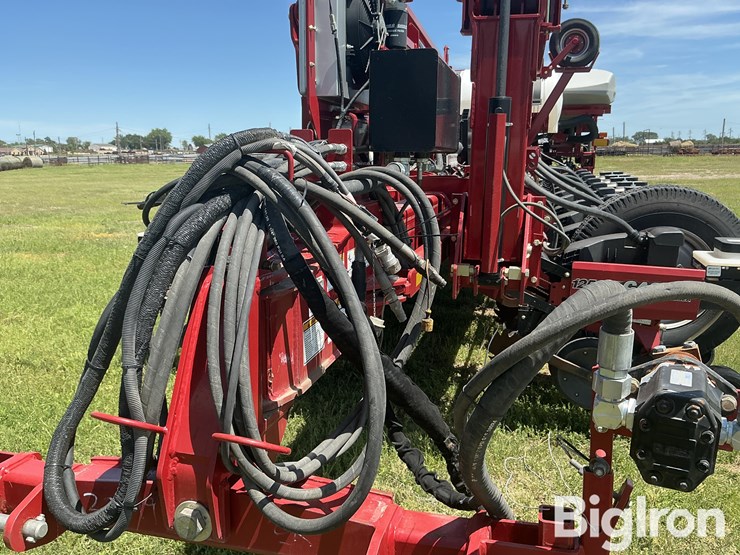 2013-case-ih-1250-image-10