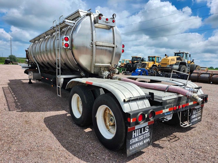 1985-pratt-tanker-trailer-image-4