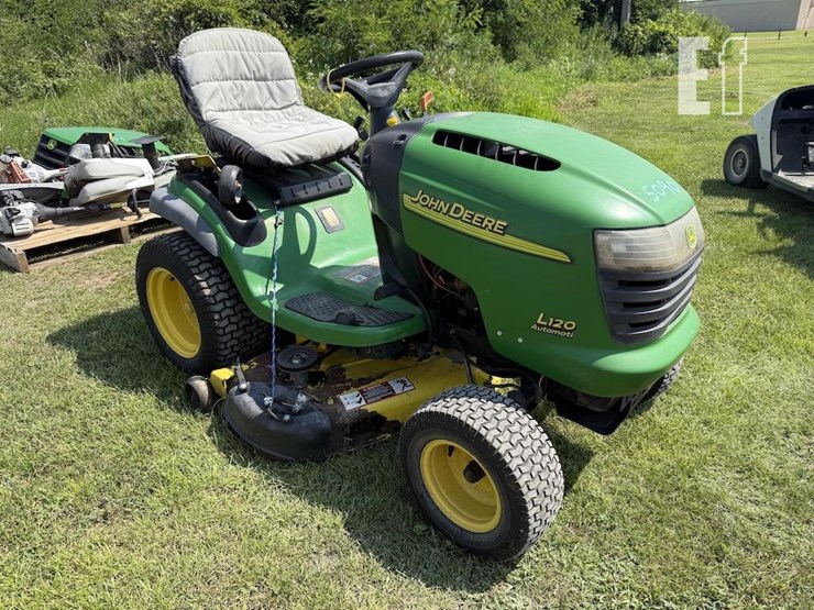 john-deere-l120-image-1