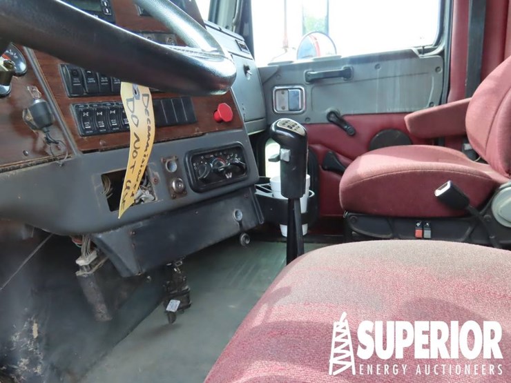2012-western-star-4900-image-8