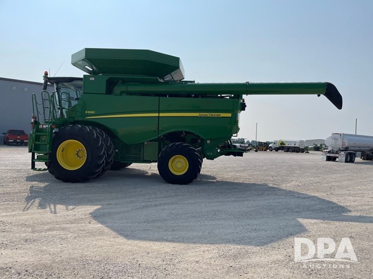 2016-john-deere-s690-image-20
