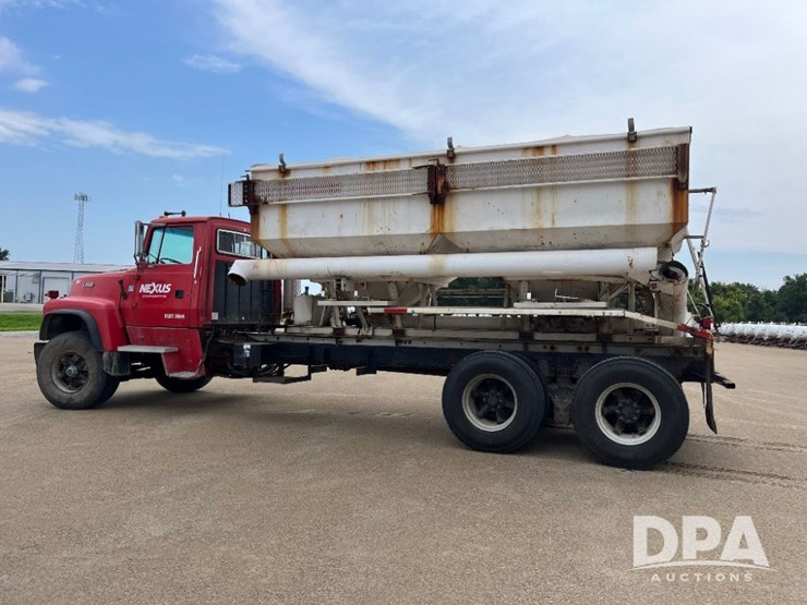 1995-ford-l9000-image-20