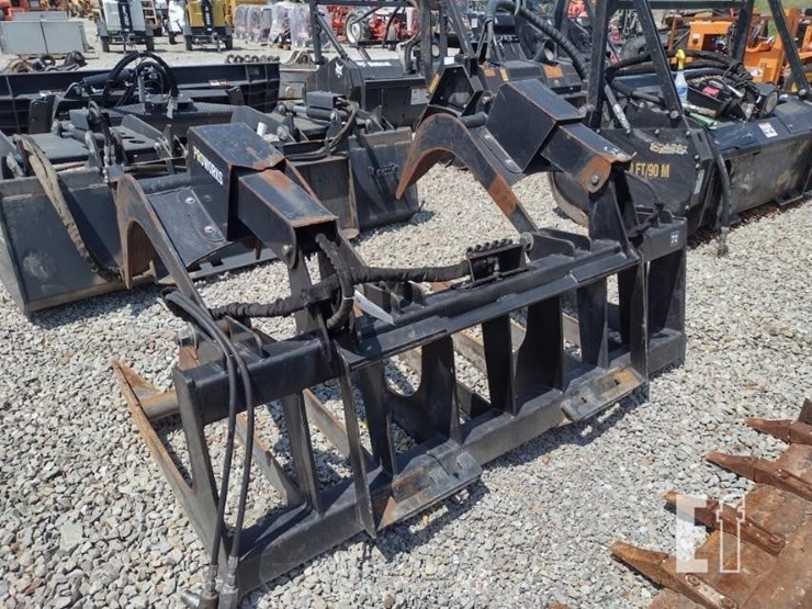 proworks-72-inch-grapple-bucket-image-2