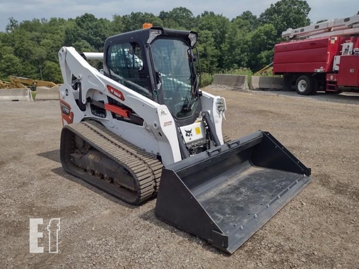 2023-bobcat-t770-image-39